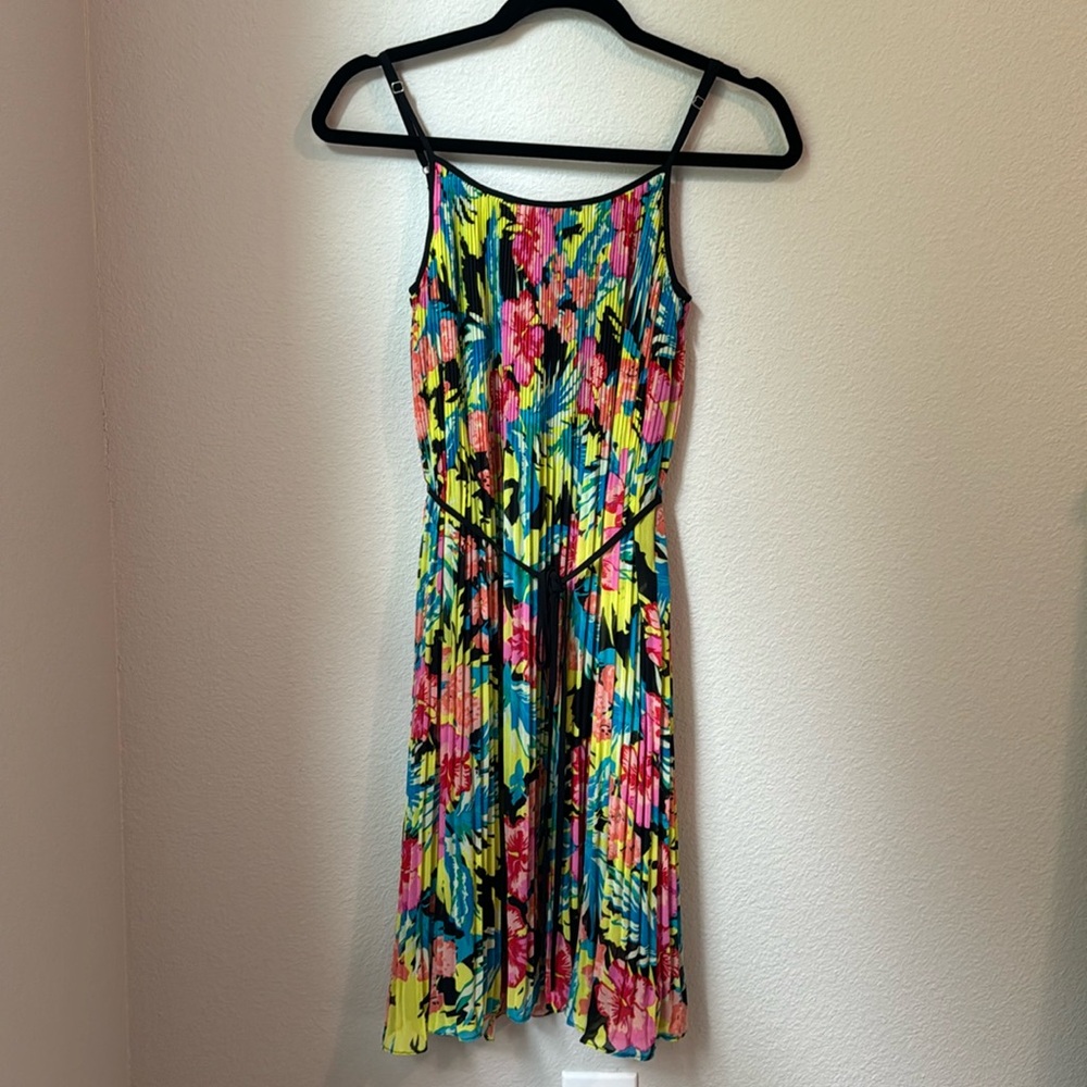 LOFT Tropical Print Pleated Dress